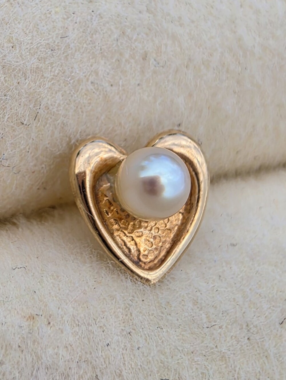 14K Solid Gold Heart & Pearl Stud Earring • Single Earring • 0.15 g